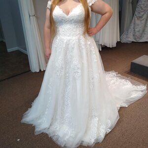 Lace Wedding dress